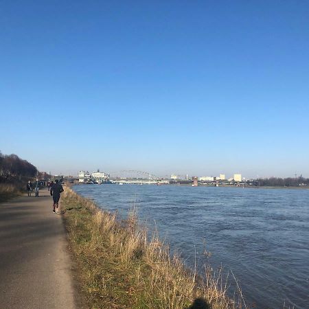 Rheinblick Sommershof Cologne Exterior photo