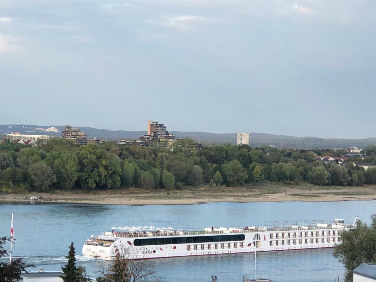 Rheinblick Sommershof Cologne Exterior photo